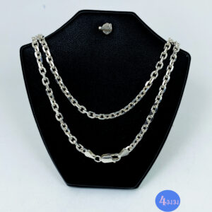 สร้อยคอเงินแท้ 925 ลายโซ่ตัดเหลี่ยม ห้อยพระ 1 องค์ สไตล์เรโทร